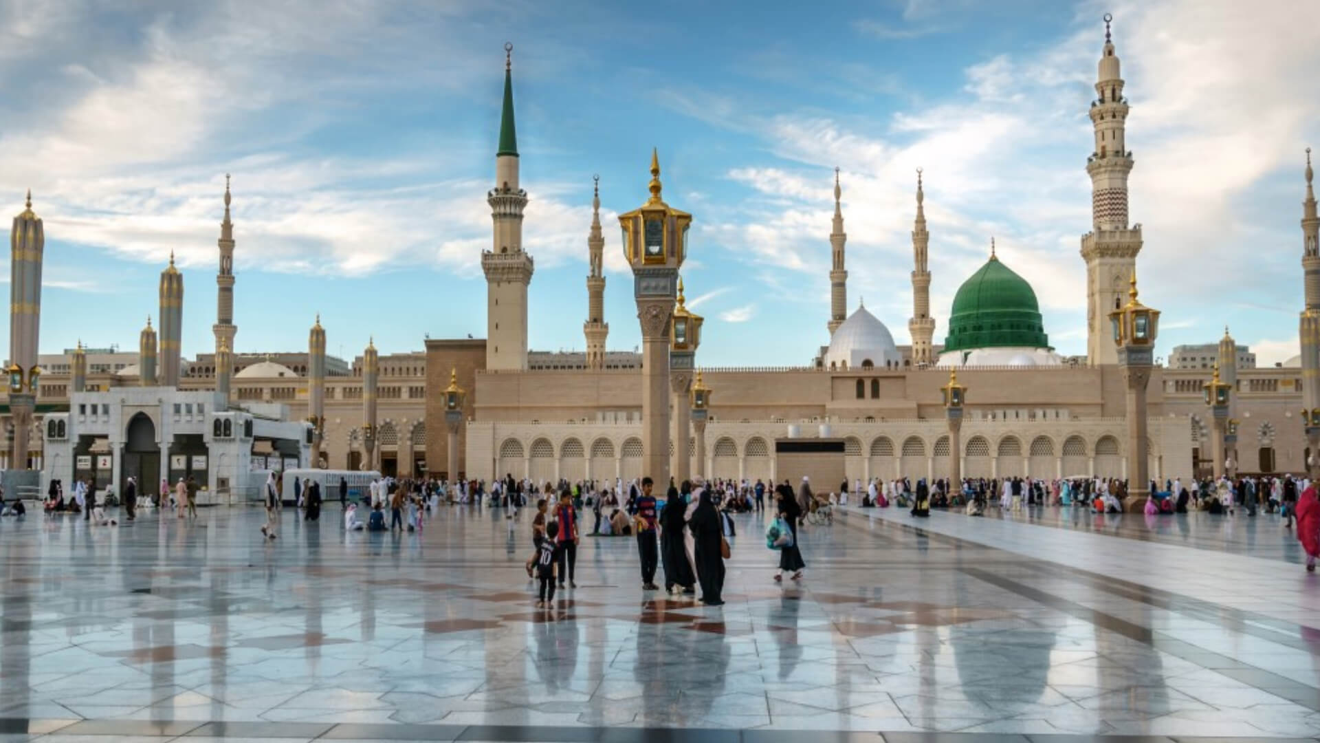 14 Nights Budget Umrah Package