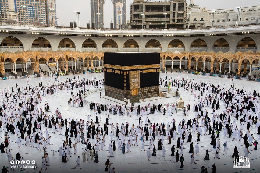 14 Nights December Umrah Package